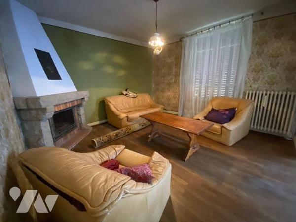 Maison à vendre à Plouha (22580) en Côtes-d'Armor (22)

Vente d'une maison située à Plouha, d...