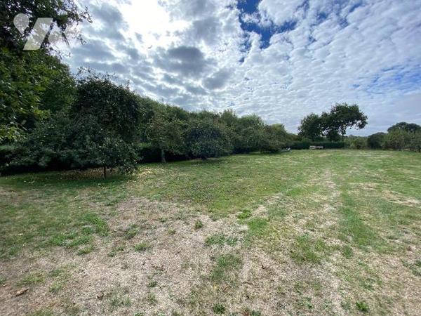 Maison à vendre à Plouha (22580) en Côtes-d'Armor (22)

Vente d'une maison située à Plouha, d...