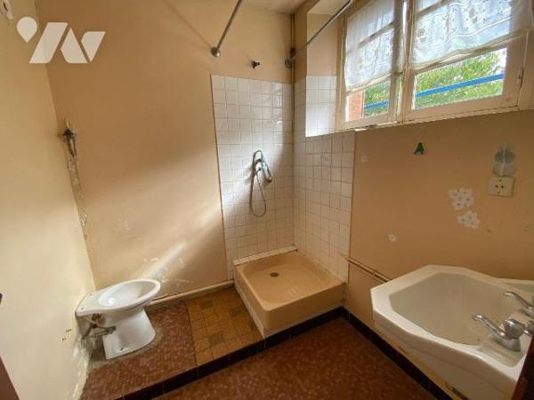 Maison à vendre à Plouha (22580) en Côtes-d'Armor (22)

Vente d'une maison située à Plouha, d...