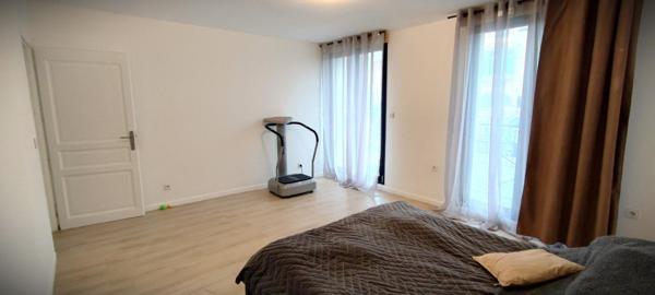 Maison à LYS-LEZ-LANNOY, 59390 - 7 pièces 175m²