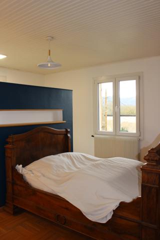 La Rivière (38210) Maison de village 5 Pièces de 116 m² avec garage, cave en sous-sol et d' un atelier.