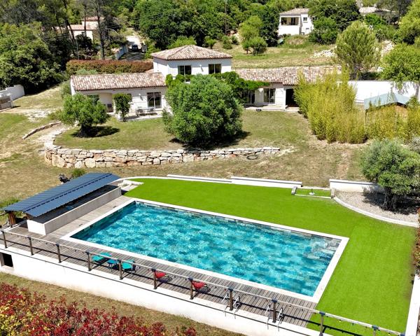 Villa 5 chambres, piscine et garage. - 83510 Lorgues - Réf 87021015