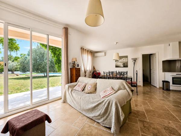 Villa 5 chambres, piscine et garage. - 83510 Lorgues - Réf 87021015