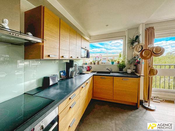 Le Chesnay Parly 2 - Appartement 4 pièces 97 m² carrez avec terrasse et parking €595 000 ** - Référence 21062