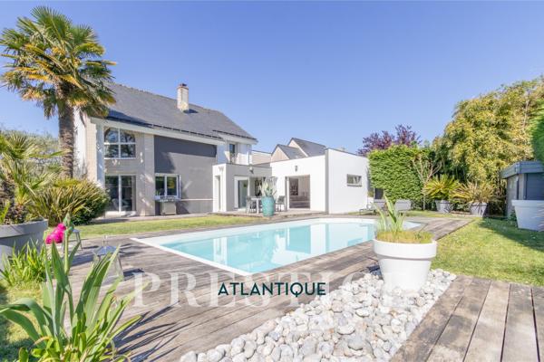 SAINTE LUCE SUR LOIRE - MAISON RECENTE DE 201 M2 HABITABLES - PISCINE CHAUFFÉE