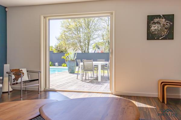 SAINTE LUCE SUR LOIRE - MAISON RECENTE DE 201 M2 HABITABLES - PISCINE CHAUFFÉE