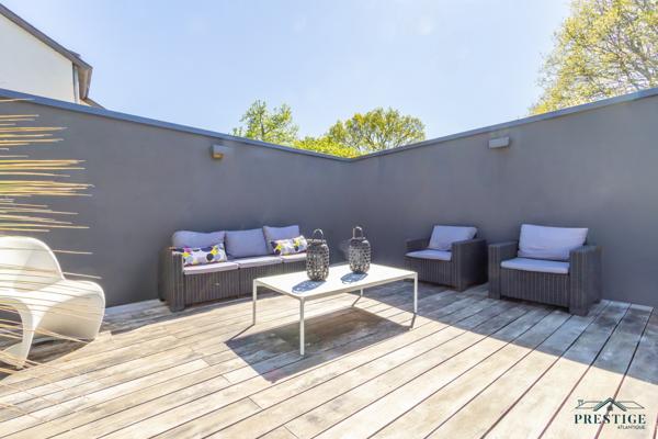 SAINTE LUCE SUR LOIRE - MAISON RECENTE DE 201 M2 HABITABLES - PISCINE CHAUFFÉE