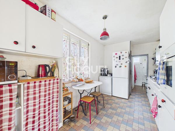 Maison à vendre à Saint-Pierre-lès-Elbeuf - 4 pièces, 70 m², jardin, garage