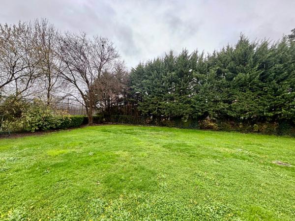 Maison 4 pièces plain-pied avec piscine et jardin de 2000 m², au calme et sans vis-à-vis - Montauban (82)