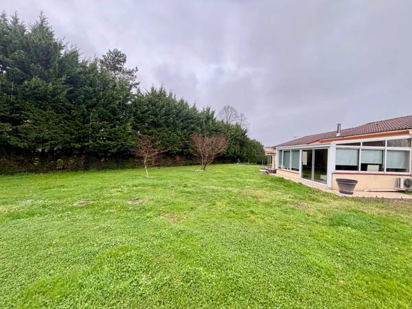 Maison 4 pièces plain-pied avec piscine et jardin de 2000 m², au calme et sans vis-à-vis - Montauban (82)