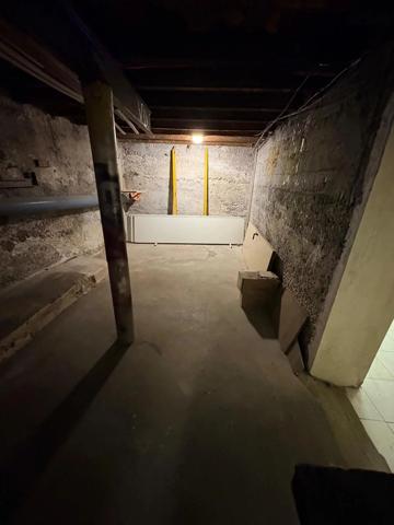 Vente                                                      Immeuble
                        
                                         217 m2                     à Valence