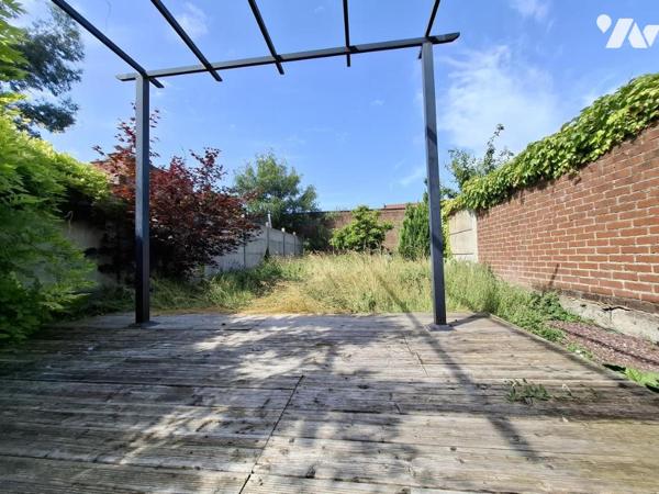 Douai maison de ville spacieuse avec cachet 4ch jardin