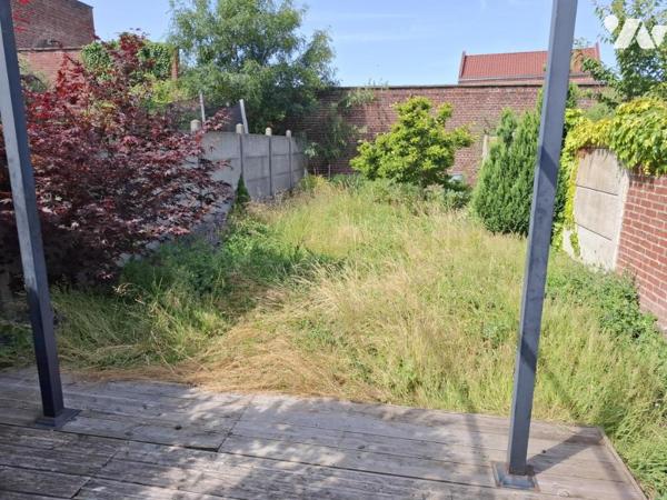 Douai maison de ville spacieuse avec cachet 4ch jardin