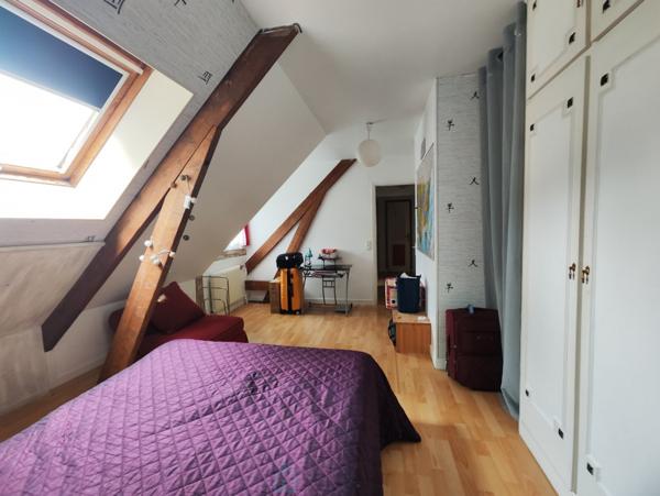 Sortie immédiate de Lisieux, maison 5 chambres sur sous sol complet