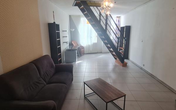 Maison à louer    4 pièces • 80 m2 Roubaix