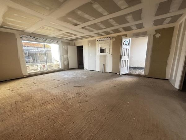 Maison à vendre |  Les Albres |  8 pièces | 180 m²