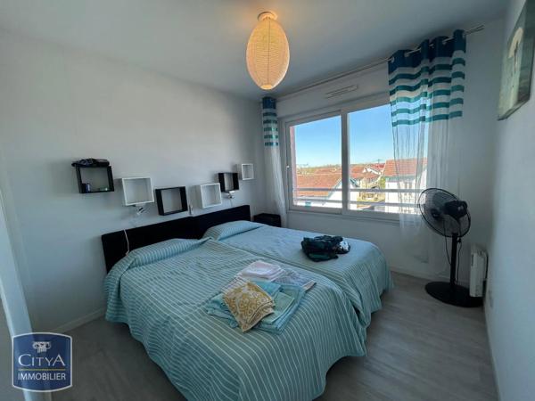 Appartement à louer 2 pièces 46.72m² Dax (40100)