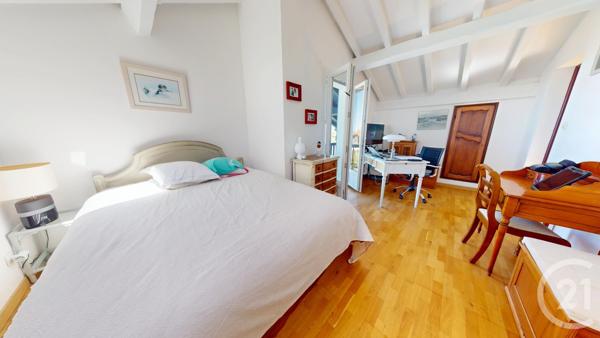 Maison à vendre  4 pièces - 135 m 2   HENDAYE  - 64