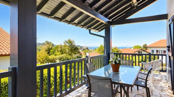 Maison à vendre  4 pièces - 135 m 2   HENDAYE  - 64