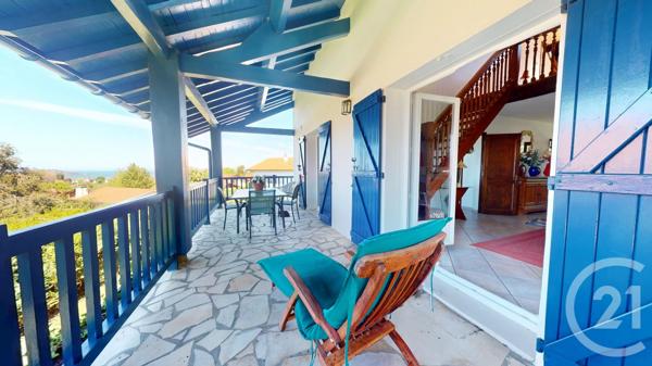 Maison à vendre  4 pièces - 135 m 2   HENDAYE  - 64