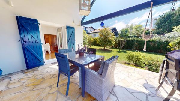 Maison à vendre  4 pièces - 135 m 2   HENDAYE  - 64