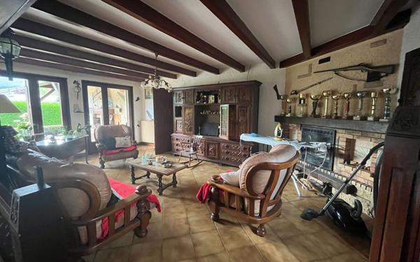 Maison à vendre    5 pièces • 200 m2 Fraize