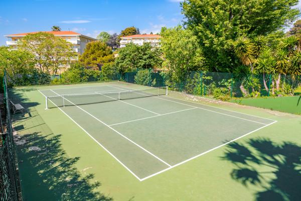 Appartement
         2 pièces
        - 62 m² Exclusivité 349 000 € *
