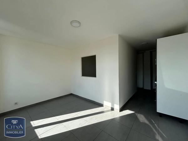 Appartement à louer 1 pièce 24m² La Ville-du-Bois (91620)