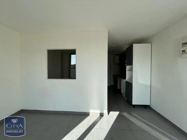 Appartement à louer 1 pièce 24m² La Ville-du-Bois (91620)