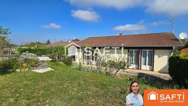 Maison individuelle de plain-pied et jardin arboré
