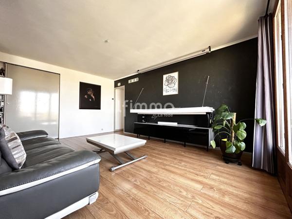 Appartement 66m2, dernier étage et 2 balcons