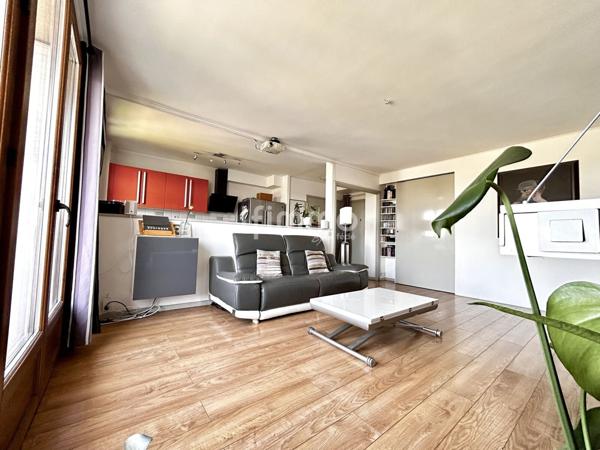 Appartement 66m2, dernier étage et 2 balcons