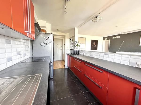 Appartement 66m2, dernier étage et 2 balcons