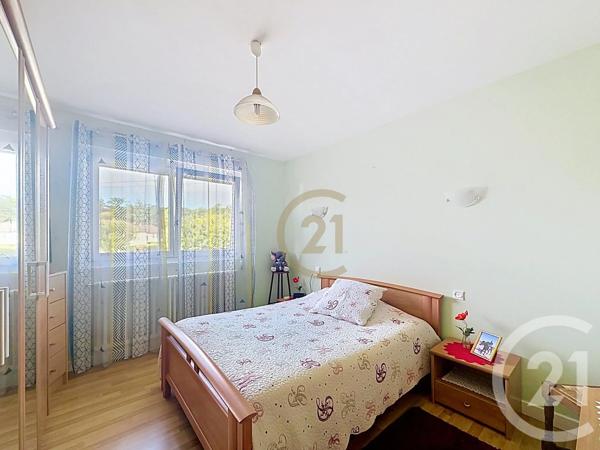 Maison à vendre  6 pièces - 89 m 2   VALDOIE  - 90