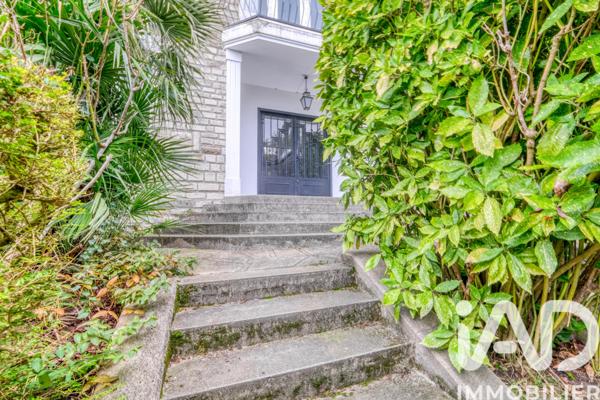 Maison à vendre 11 pièces 360 m² Clichy-sous-Bois