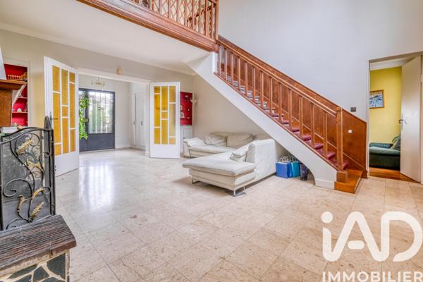 Maison à vendre 11 pièces 360 m² Clichy-sous-Bois