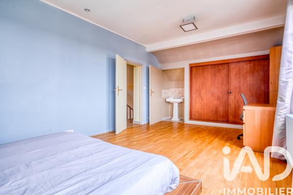 Maison à vendre 11 pièces 360 m² Clichy-sous-Bois