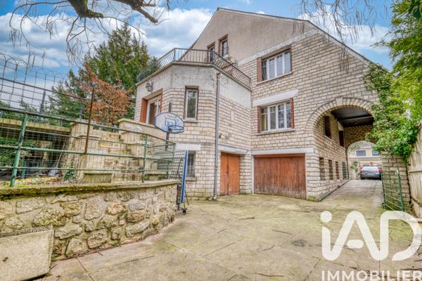 Maison à vendre 11 pièces 360 m² Clichy-sous-Bois