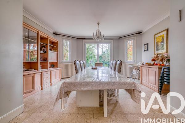 Maison à vendre 11 pièces 360 m² Clichy-sous-Bois