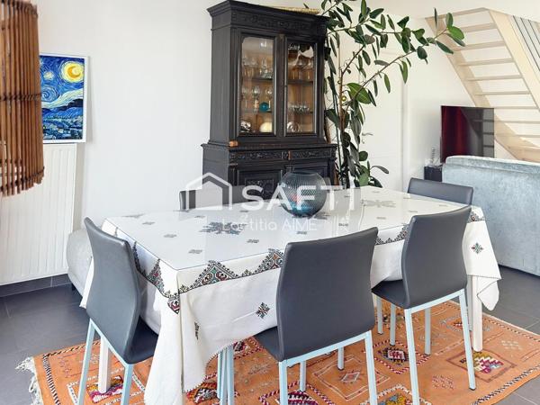 MAISON RECENTE 4 CHAMBRES AVEC VIE DE PLAIN PIED, JARDIN, TERRASSE BOIS ET SPA & GARAGE - ANGOULINS