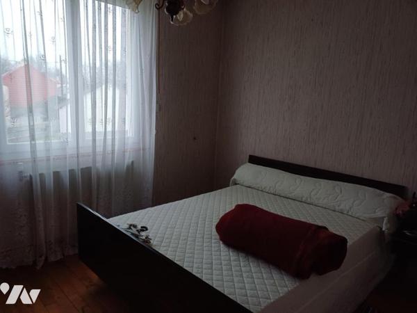 A VENDRE à REZE "Le Landreau" - Maison T4 d'env. 73,6m2 hab. à rénover + garage sur terrain de 215m2