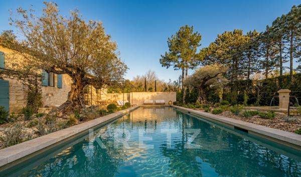 Proche Saint-Rémy-de-Provence Propriété d'exception 265 m2, 5 chambres