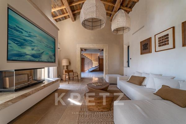 Proche Saint-Rémy-de-Provence Propriété d'exception 265 m2, 5 chambres