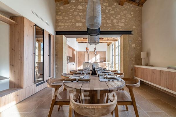 Proche Saint-Rémy-de-Provence Propriété d'exception 265 m2, 5 chambres