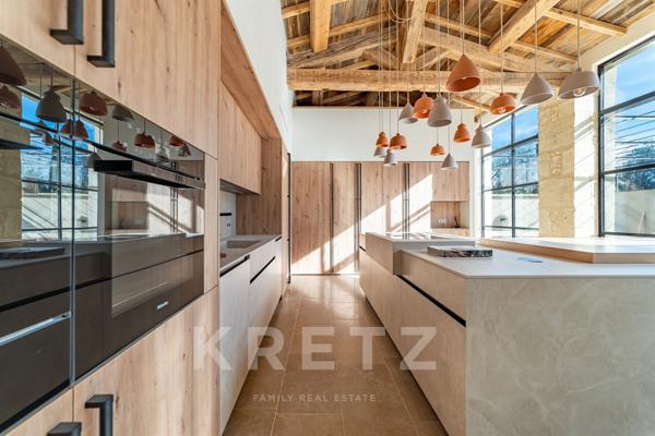 Proche Saint-Rémy-de-Provence Propriété d'exception 265 m2, 5 chambres