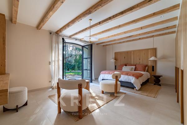 Proche Saint-Rémy-de-Provence Propriété d'exception 265 m2, 5 chambres