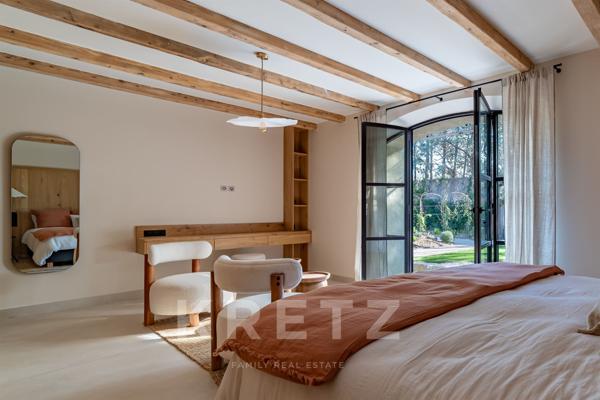 Proche Saint-Rémy-de-Provence Propriété d'exception 265 m2, 5 chambres