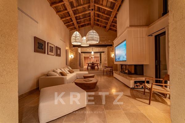 Proche Saint-Rémy-de-Provence Propriété d'exception 265 m2, 5 chambres