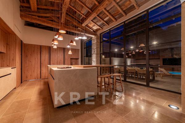 Proche Saint-Rémy-de-Provence Propriété d'exception 265 m2, 5 chambres