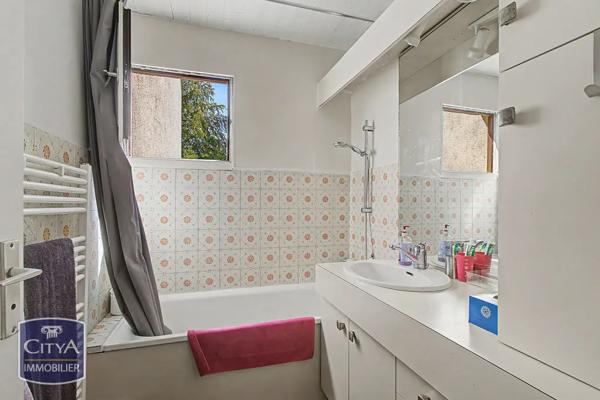 Appartement à vendre 5 pièces 104m² Annecy (74960)